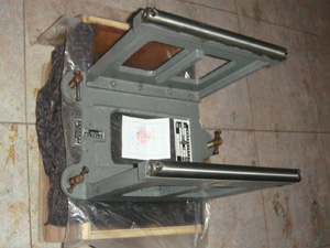 北京砂輪平衡支架